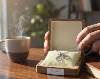 Gepersonaliseerde fietsketting met notenhouten presentatiegeschenkdoos voor fietser