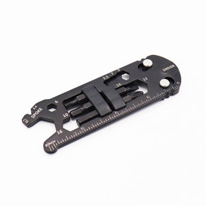 Herramienta multiusos compacta y personalizada para bicicletas: accesorio esencial para ciclistas y regalo perfecto.