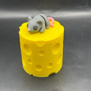 Cute Baby Mouse With Swiss Cheese Container/Fidget Toy/Decoration/Storage/Articulated Mouse/Twist-Lock Container!