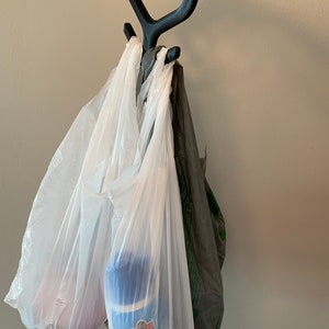 2 Gallon Clear Disposable Garbage/Trash Bags (100 Pack) for Home, Office,  Bathroom - Miscellaneous, Facebook Marketplace