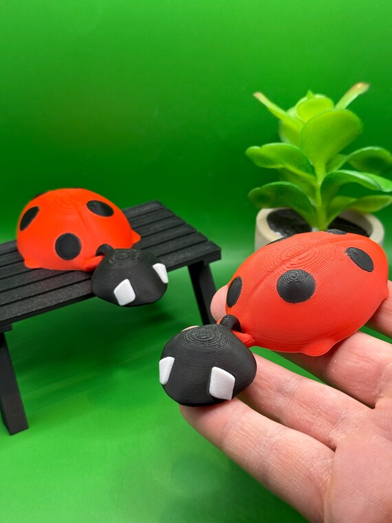 Sticky Similation Ladybug Stress Relief Toys 24pcs Sticky Simulation Ladybug For Sensory ...