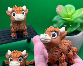 Cute Articulated Highland Cow/Fidget Toy/Desk Toy/Adorable/animal Lovers/Stocking Stuffer/Gift For Her/Him/Sensory!