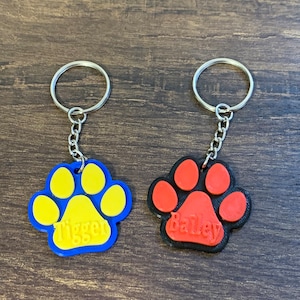 Personalized Dog/Cat Paw Keychain! Multiple Colors Available 3D Printed!