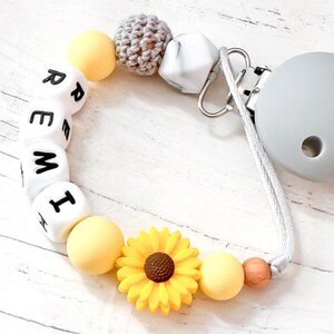 First Birtdhay Gift for a girl, Pacifier Clip, Babyshower Flower Dummy Chain, Personalised Dummy Clip, MAM Soother Holder Newborn Gift,