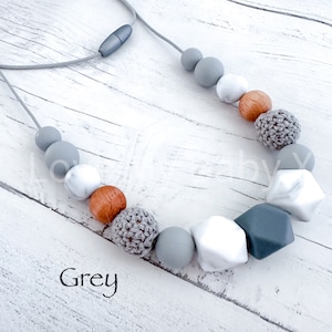 Silicone Nursing necklace Breastfeeding Necklace Sensory Necklace Fiddle necklace New Mum gift Mama present Textured Silicone Necklace
