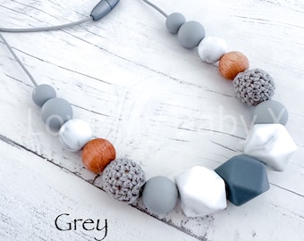 Silicone Nursing necklace Breastfeeding Necklace Sensory Necklace Fiddle necklace New Mum gift Mama present Textured Silicone Necklace