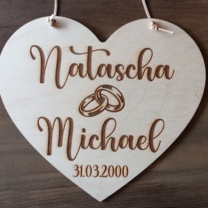 Wooden heart with personalized lettering for the wedding / names of the bride and groom, wedding rings and wedding date / 48 fonts