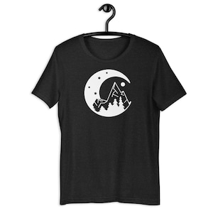 Mond Wald T-Shirt - Sichelmond & Berge Shirt - Spirituelles Unisex T-Shirt #1