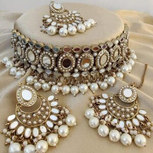 Artificial choker set top