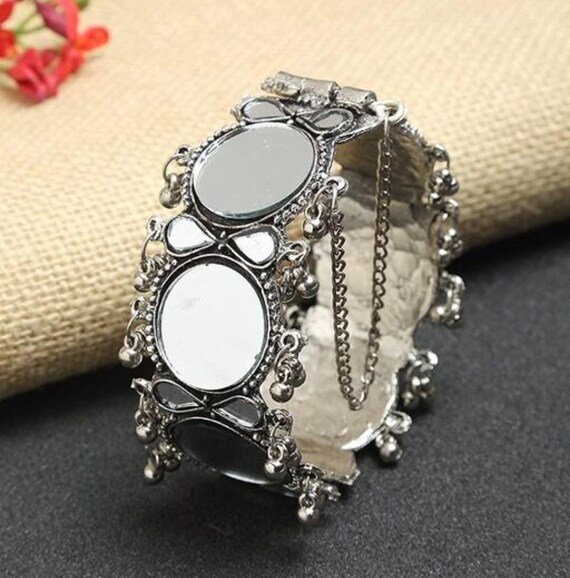 Paparazzi VINTAGE VAULT Paparazzi VINTAGE VAULT
