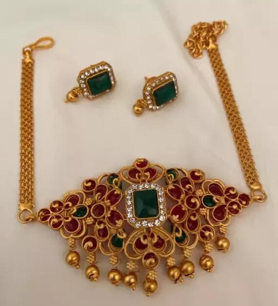 Mini gold choker necklace deals