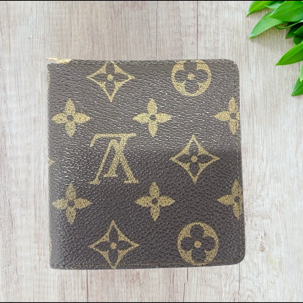 Louis Vuitton Authentic Vintage Wallet