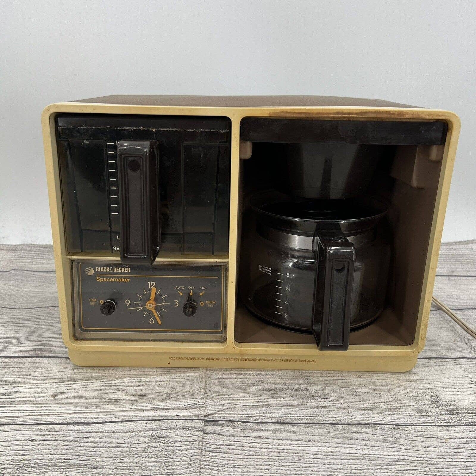 Vintage Black & Decker 10 Cup Space Maker Drip Coffee Maker