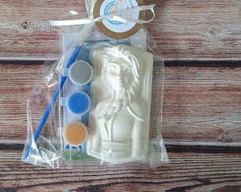 Frozen plaster party favour bags. Plaster painting kit. Ready to paint. Kids party. Birthday party. Art. Craft. Birthday present,