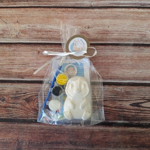 Penguin plaster painting party favour bags. Ready to paint. Birthday. Paint your own plaster. Plaster painting. Kids craft. Handmade.