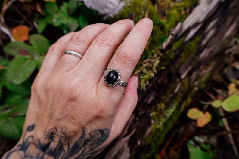 Black Onyx sterling silver ring US Size 8.5 image 7