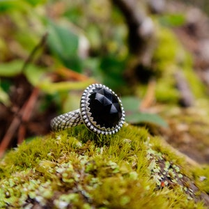 Black Onyx sterling silver ring US Size 8.5 image 4