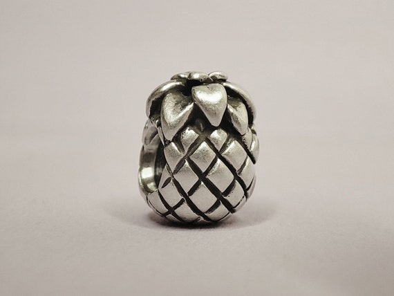 Pandora pineapple bead deals