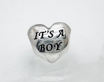 Charm Pandora "It's a Boy" 791281CZB auténtico con gema de circonita azul. Joya de cuentas raras, usada y retirada. Regalo para baby shower.