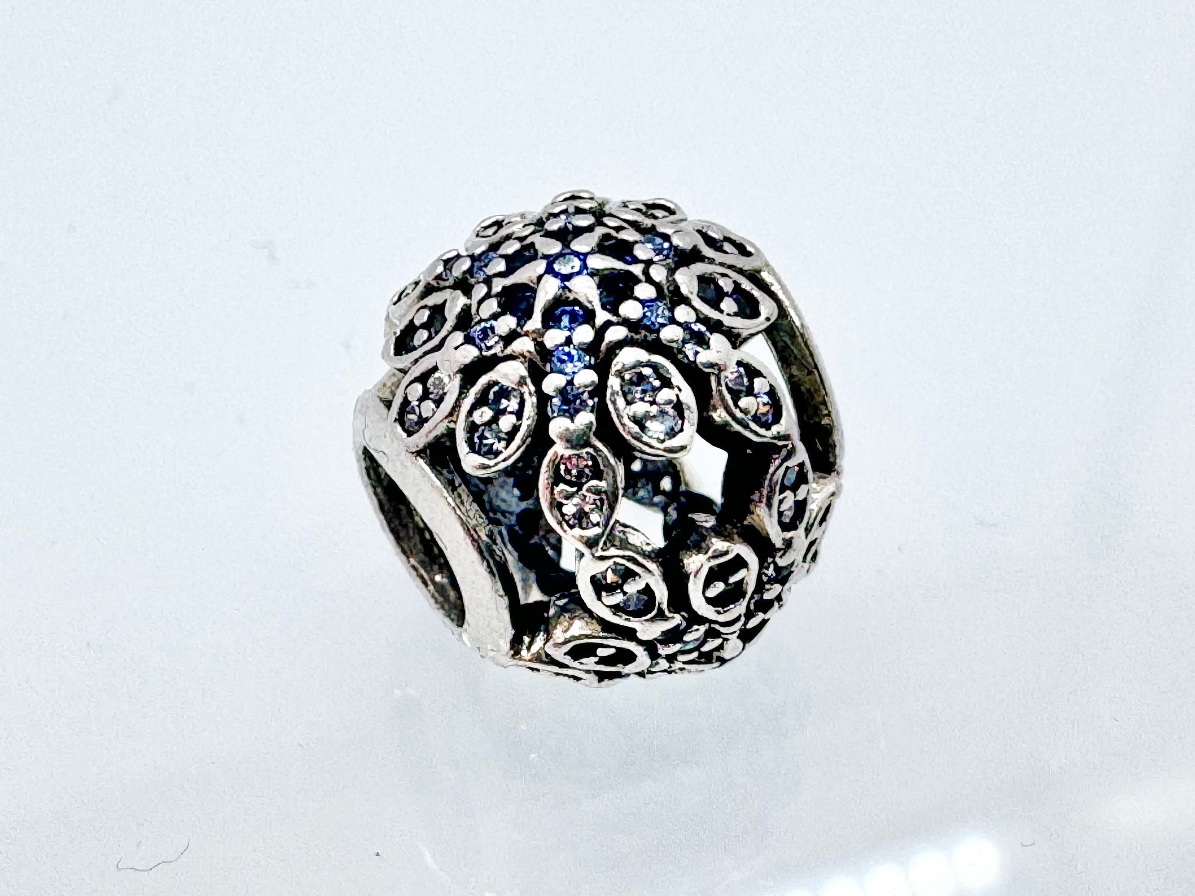 Authentic Pandora Crystalized Snowflake Charm 791760NBLMX