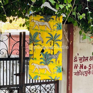 Neuer Animal Print Polsterstoff, indischer weicher Baumwollstoff-Bulk-Lager, handgefertigter Stoff, Schneiderei Stoff, Nähstoff, Kinderstoff