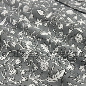 Indian 100% Pure Cotton Cloth, Mughal print Soft Cotton Block Print, Fabric by the yard, Women&#39;s Clothing, Hand Block print, India fabric