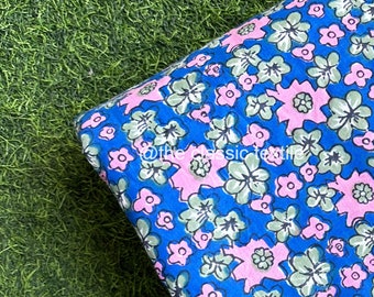 tela de algodón con estampado floral, vestido de tela con estampado de bloques, tela india teñida de verduras, tela cortada a medida, ropa de mujer, azul sobre rosa