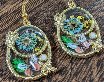Gold Framed Resin Dangle Earrings: Real Dried Flowers & Butterflies