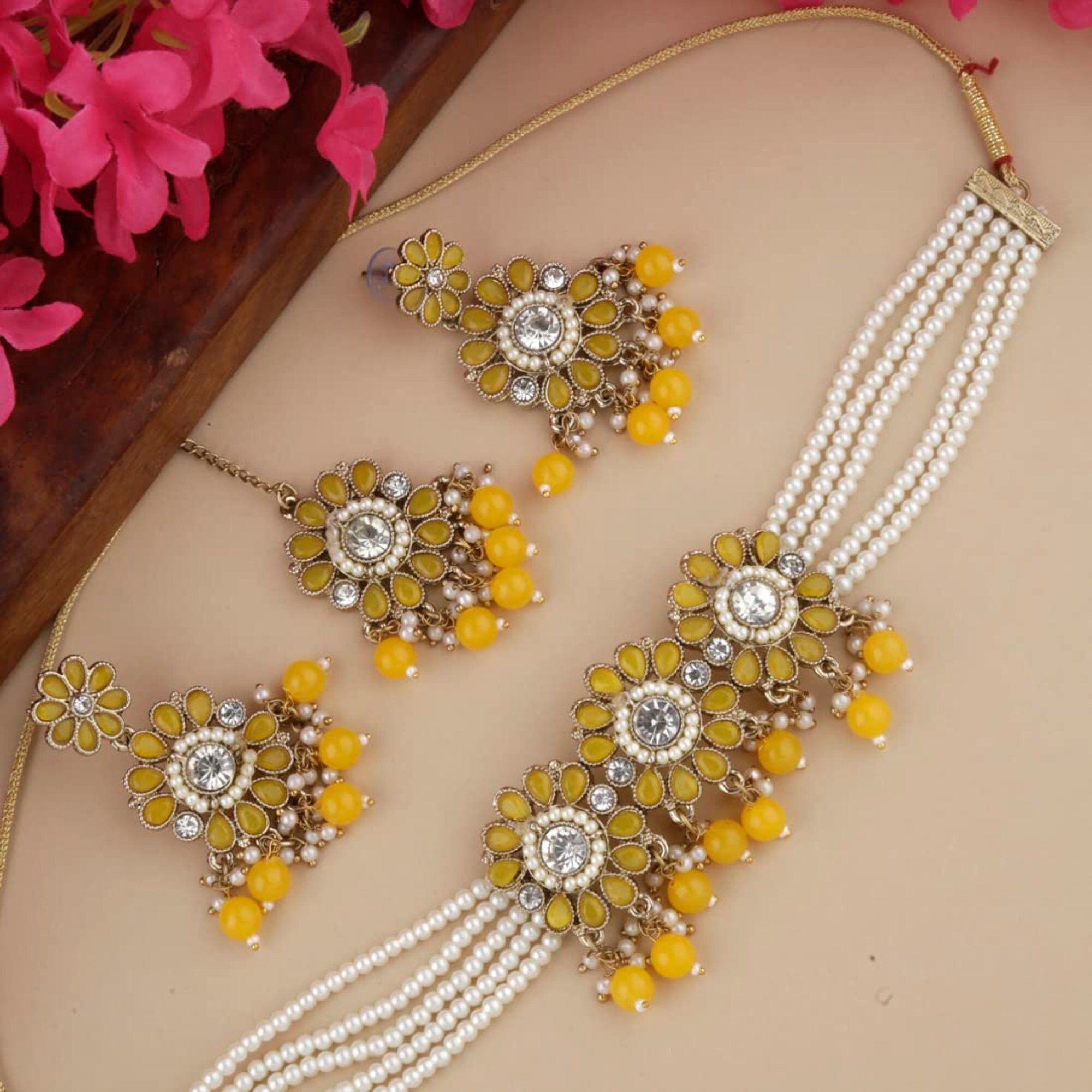 Moti ka 2024 necklace set