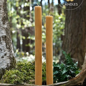 2 x 非常に高くて厚い 100% 純粋で天然の黄色のピラー蜜蝋キャンドル 40 cm x 5 cm - 英国製