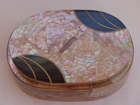 Antique Pink Mother-of-Pearl & lacquer Box Jewelr… - image 5