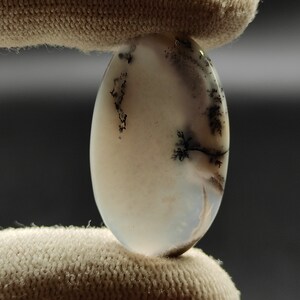 Dendrite opal agate cabochon 31X19X4 MM oval shape 20ct natural white and black dendritic agate gemstone CAB01193