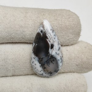 Dendrite opal agate cabochon 30X16X5 MM pear shape 15ct Natural white black dendritic agate gemstone for jewelry CAB01488