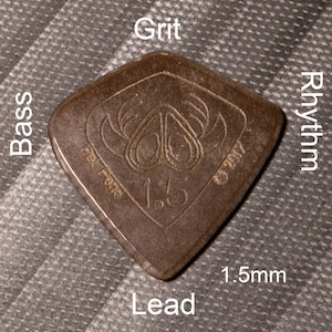 Guitar Picks 1.5mm - SixStringers Wild Plectrum IROC guitar pick: Free Shipping