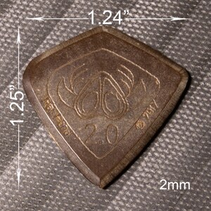 Guitar Picks 2mm - SixStringers Wild Plectrum IROC guitar pick: Free Shipping