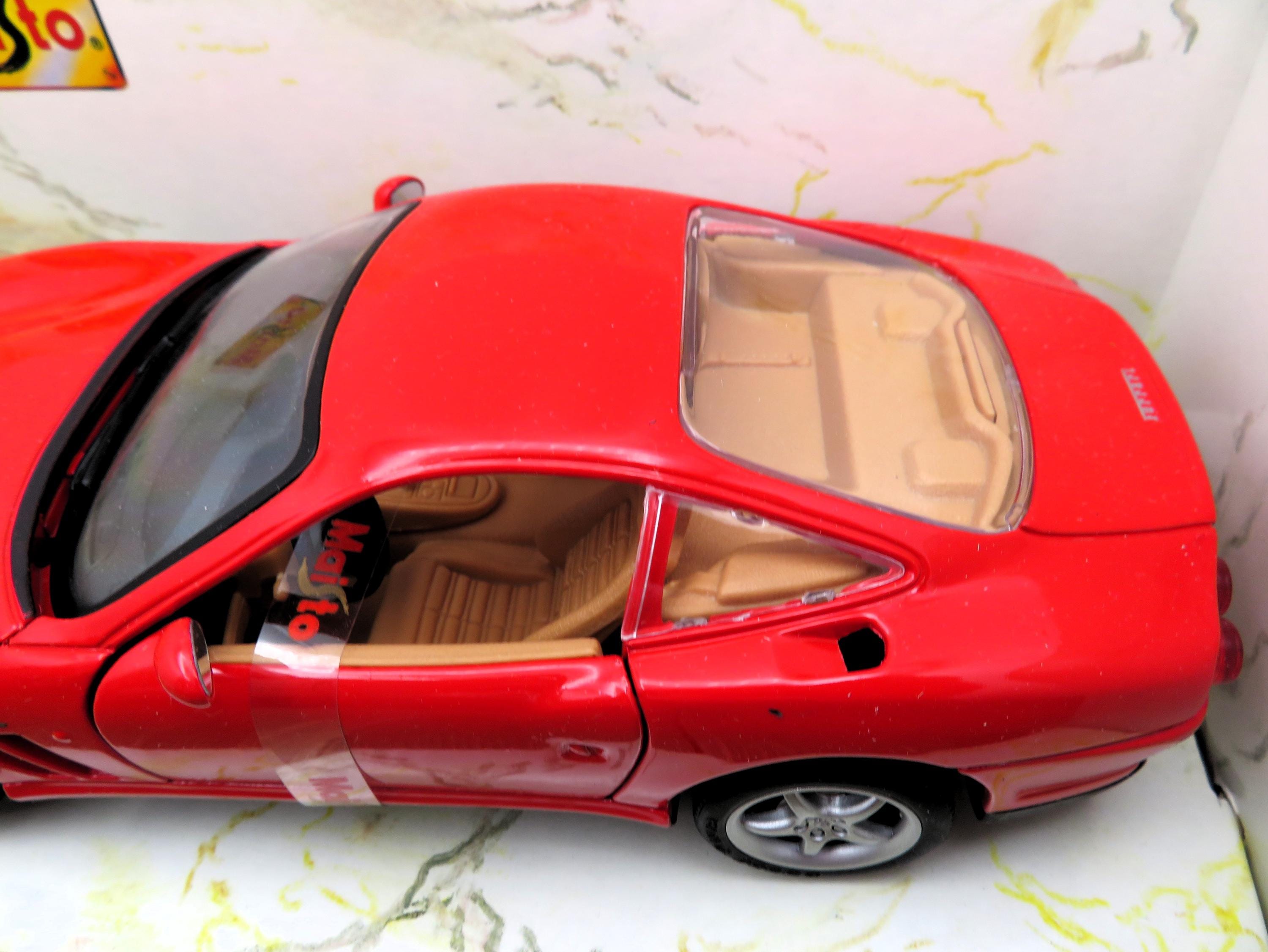 Maisto Ferrari 550 Maranello (1996) 1:24 Red Special Edition Die
