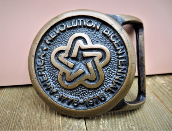 American Revolution Bicentennial Solid Brass Roun… - image 1