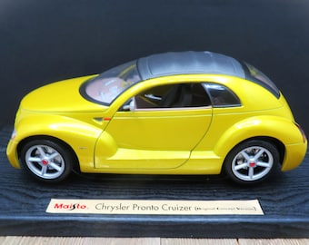 Maisto Special Edition Gold Chrysler Pronto Cruizer (Original Concept Version) 1:18 Scale Die Cast