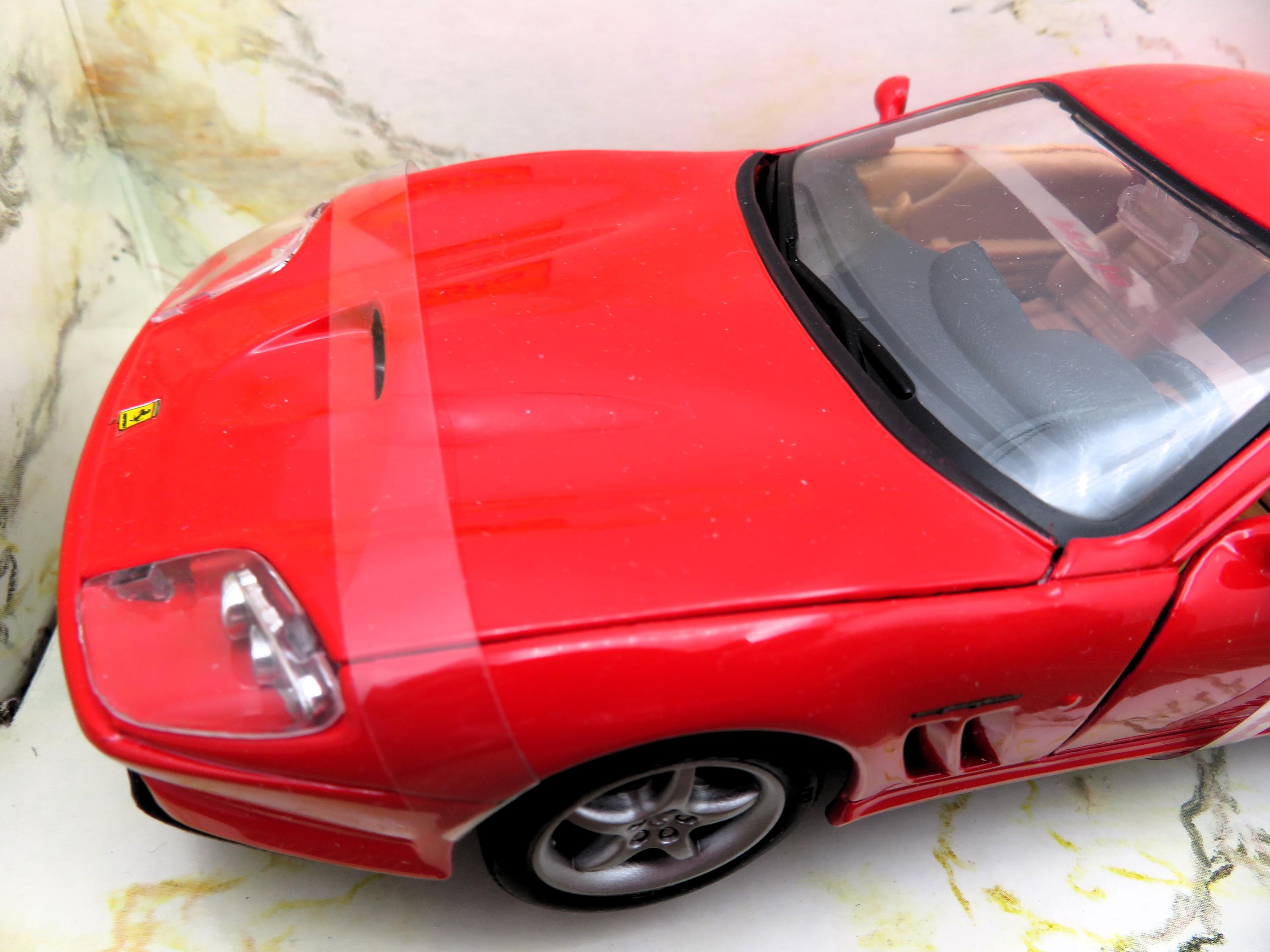 Maisto Ferrari 550 Maranello (1996) 1:24 Red Special Edition Die