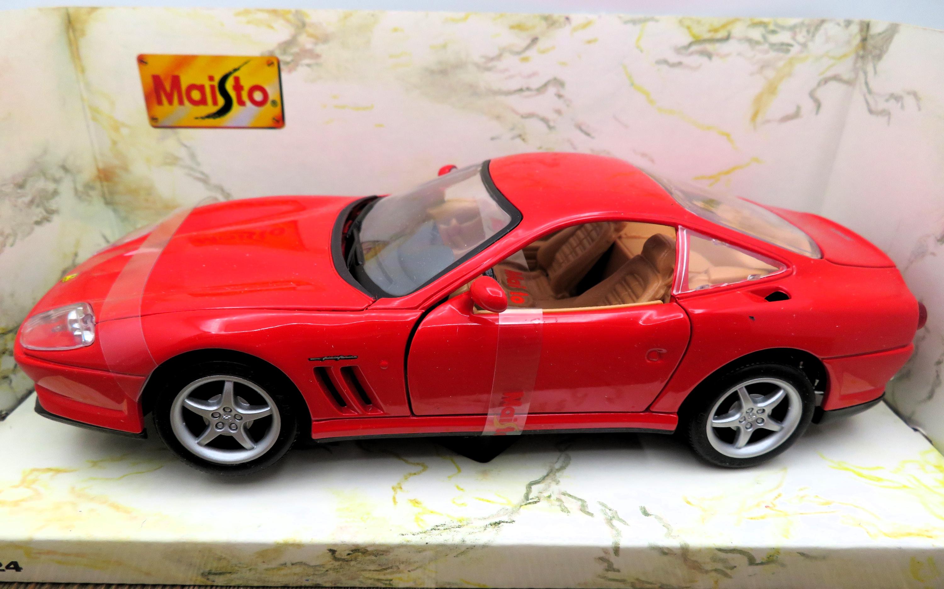 Maisto Ferrari 550 Maranello (1996) 1:24 Red Special Edition Die