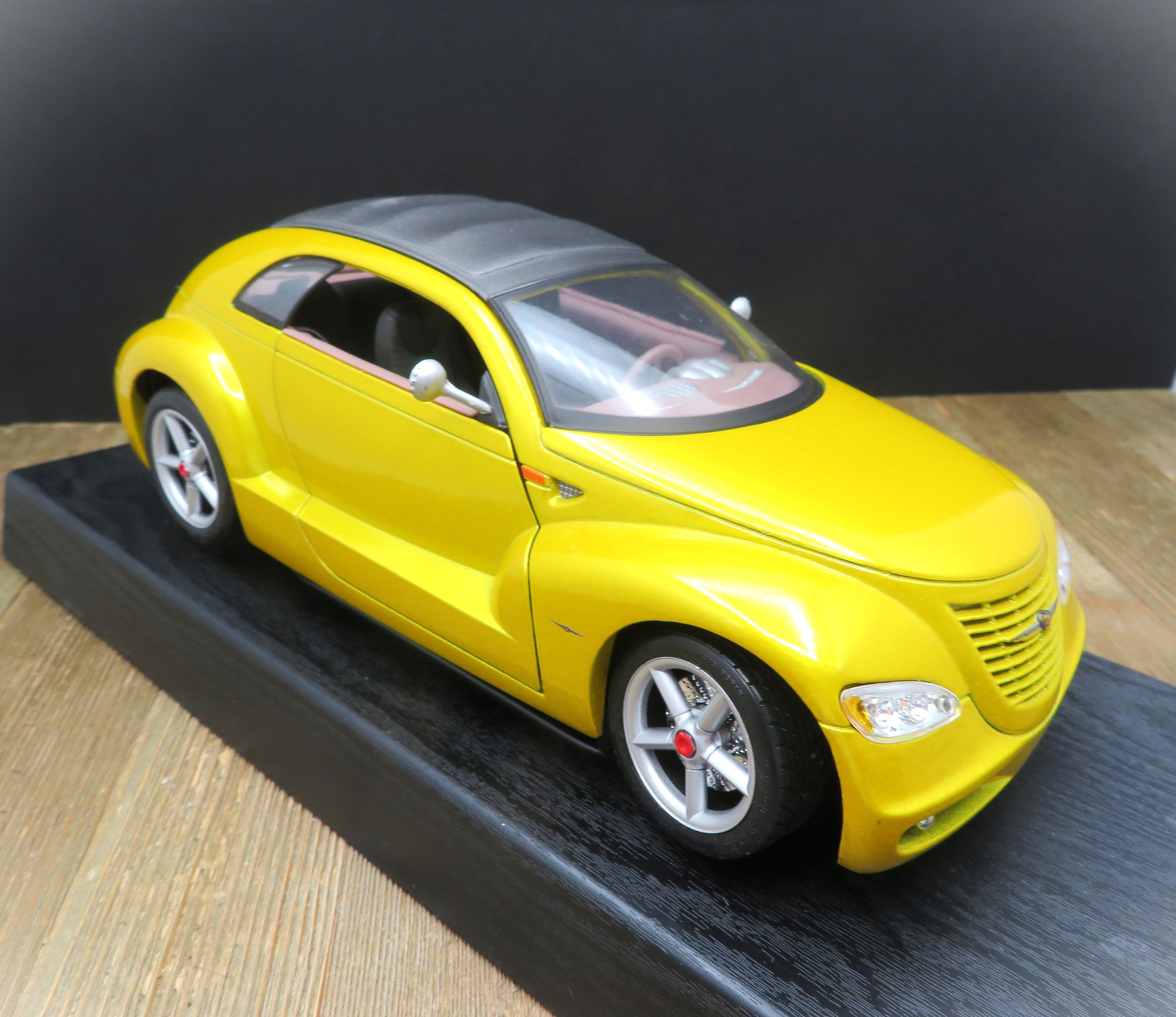 マイスト　クライスラー　プロントクルーザー Maisto Chrysler Pronto Cruizer 1:18 Special Edition Original