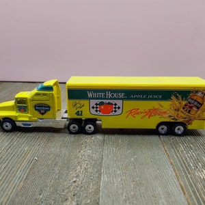 1993 7 6/8" long Matchbox White House Racing Team #41 Johnny “Juice” Smith Racing Collector Semi Truck & Trailer