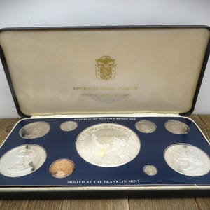 1978 Republic of Panama Silver 9 Coin Franklin Mint Proof Set with 3 Silver Crowns - 5.7 Oz