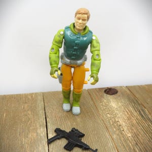 GI Joe 1990 Captain Grid-Iron Vintage Military Action Figure