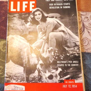 Life Magazine July 12, 1954 Hollywood&#39;s Pier Angel Escapes to The Country on Cover Vintage Broadway Original