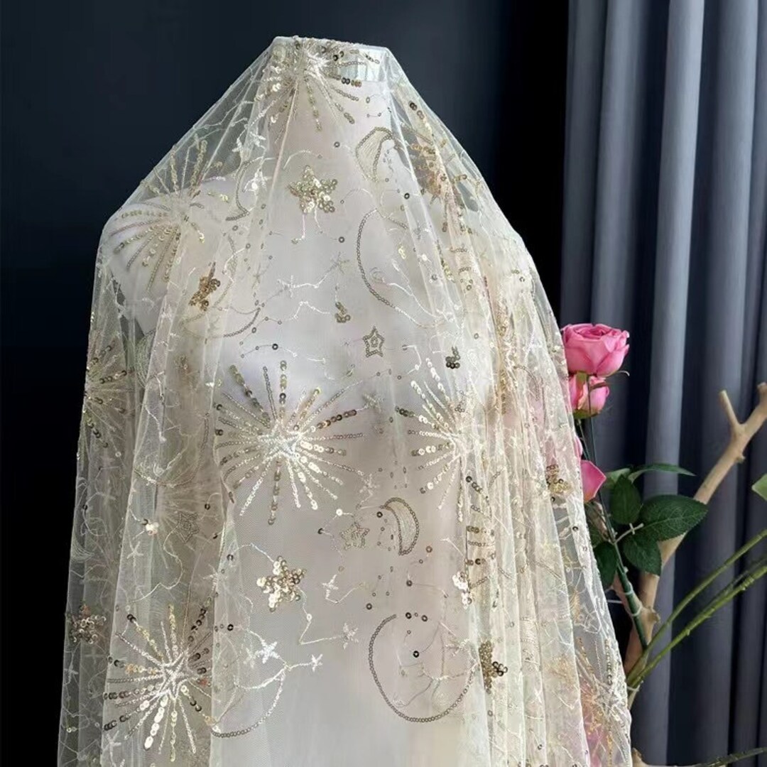Women's Delicated Star Moon Embroidery Retro Shawl Wedding Wraps