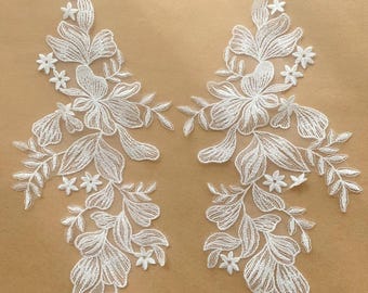 Pair Off White Lace Appliques Floral Vine Leaf Embroidered Tulle Motif for Wedding Dress Bridal Sash Prom Gown DIY Sewing Patch Trim