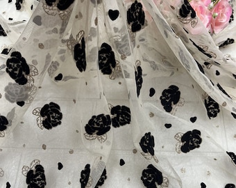 Hot Gold Flocking Rose Mesh Fabric Black Flower Printing Tulle Lace Fabric Soft Lace Gauze Fabric For Girl Dress Tutu Doll Dress Diy Crafts