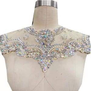 Vintage Beaded Sequins Collar Applique Handmade Rhinestone Neckline Trim Applique Guipure Embroidery Lace Patch with Pearl For Dress Design