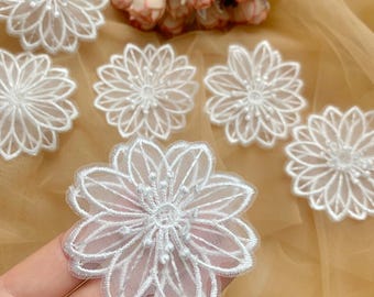 White Lace Flower Applique, Embroidered Floral Patch for Bridal Dress, Wedding Veil Motif, DIY Craft Sewing Supplies 10pcs